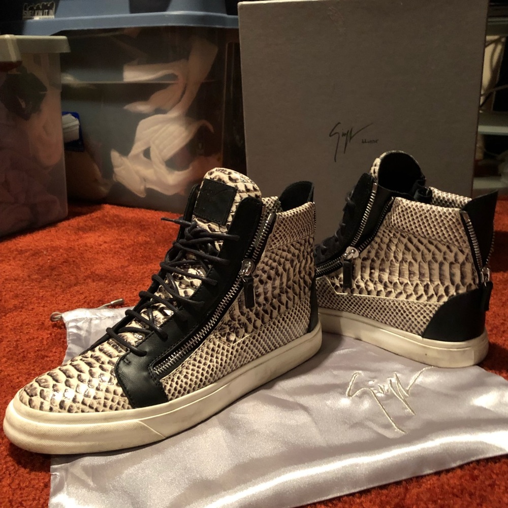 Mens Giuseppe ZIP Snakeskin Sneakers 100%Authentic